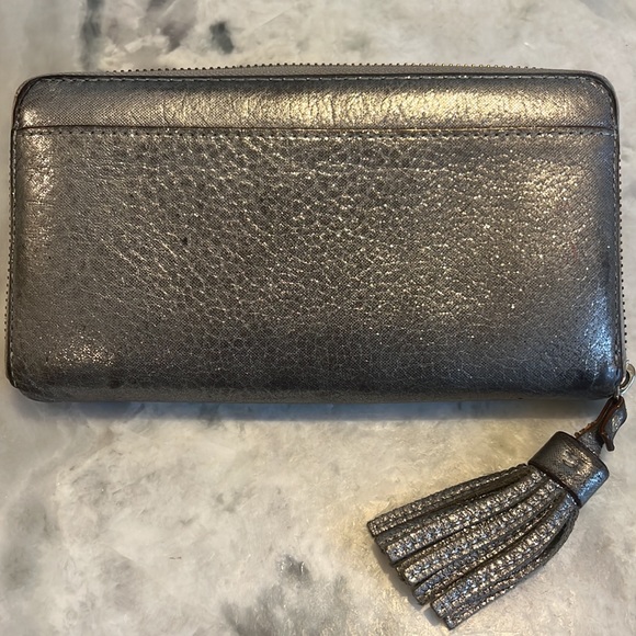 Kate Spade Continental wallet, silver metallic leather ♠️ - Picture 3 of 5